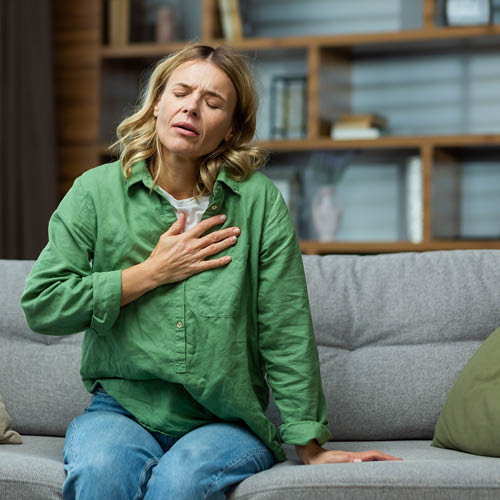 Early Heart Attack Symptoms: Are You Ignoring Your Body’s Alarm Bells?